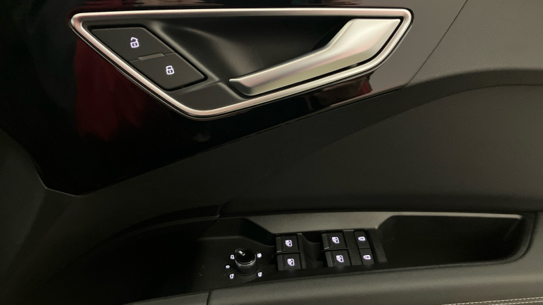 Audi Q4 e-tron 150kW 40 63kWh Black Edition 5dr Auto Electric Estate